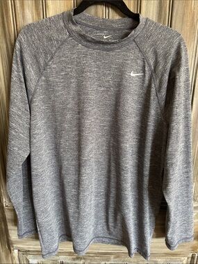 Nike Men's Dark Gray Heather Dri Fit long sleeve
